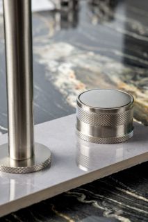 Встраиваемый смеситель для раковины Boheme Prestige 152-NB-PR брашированный никель